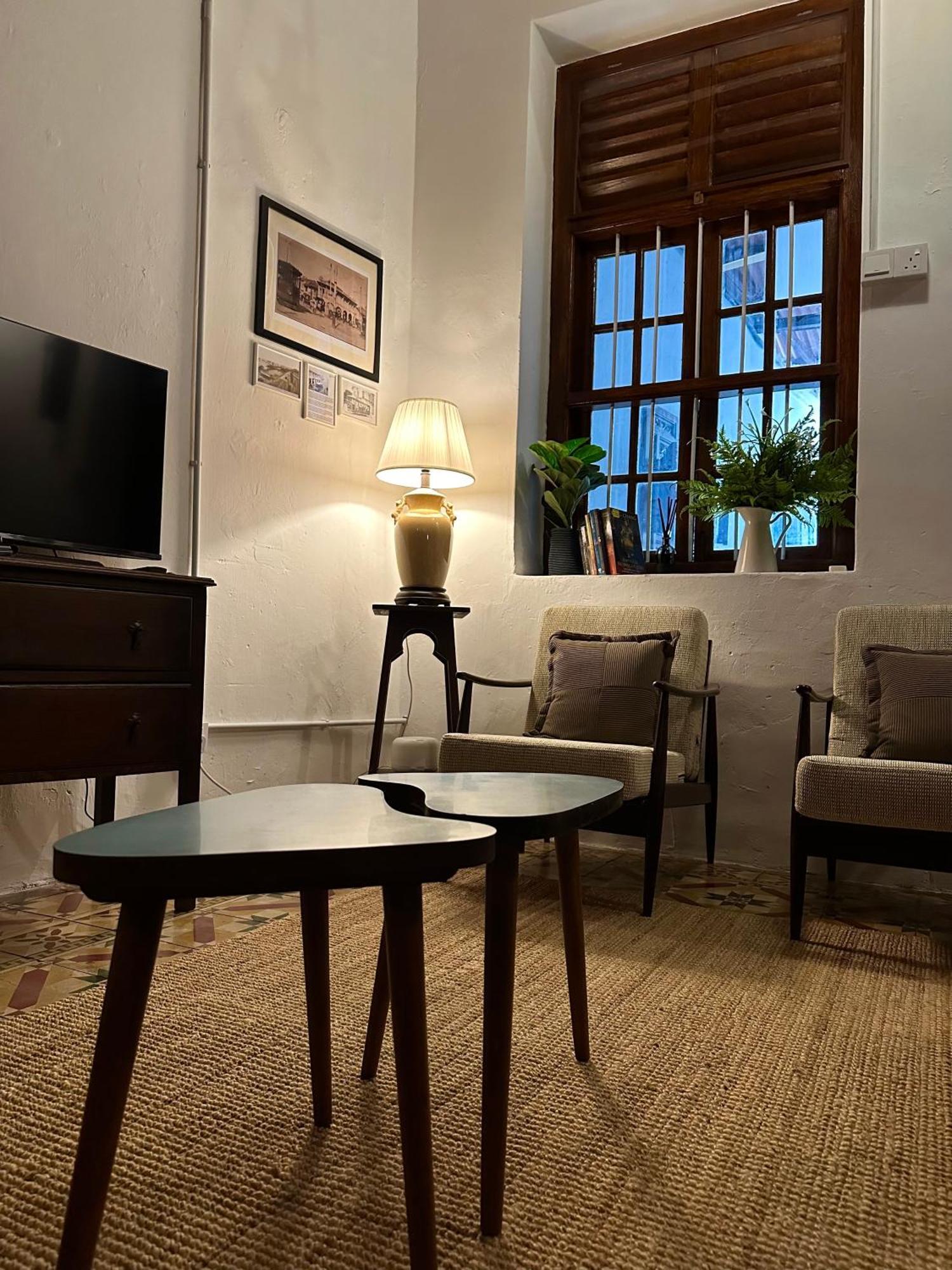 The Gaslight Heritage - New Holiday home George Town